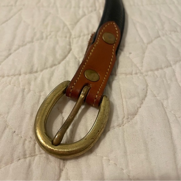 Dooney & Bourke | Vintage All-Weather Leather Belt - Picture 4 of 9